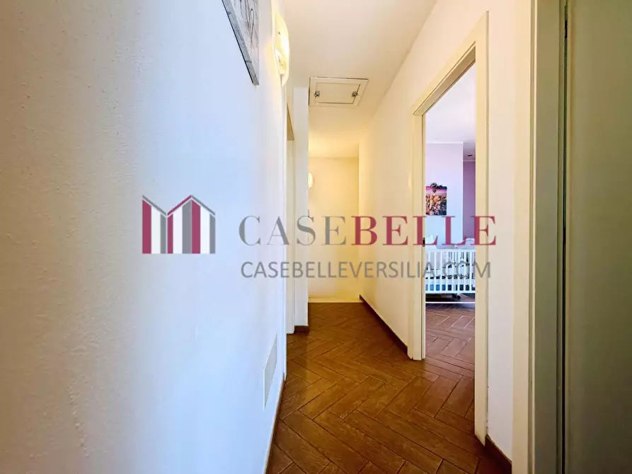 Immagine 50 di Casa indipendente in vendita  a Camaiore