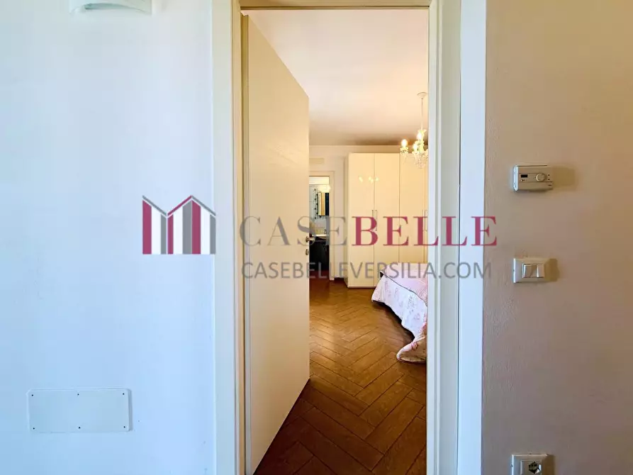 Immagine 36 di Casa indipendente in vendita  a Camaiore