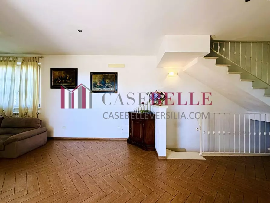 Immagine 4 di Casa indipendente in vendita  a Camaiore