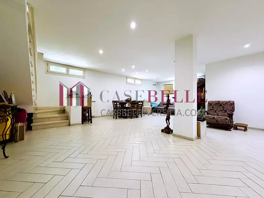 Immagine 27 di Casa indipendente in vendita  a Camaiore