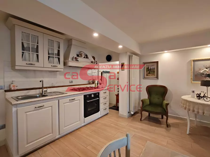 Immagine 9 di Villetta a schiera in vendita  a Montecatini Terme