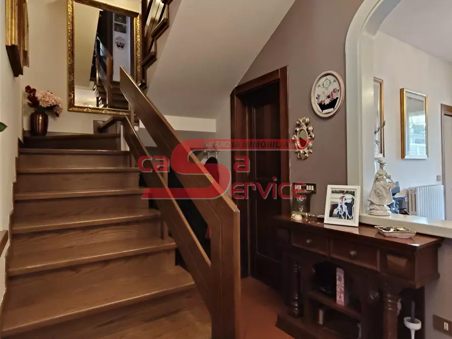 Immagine 4 di Villetta a schiera in vendita  a Montecatini Terme