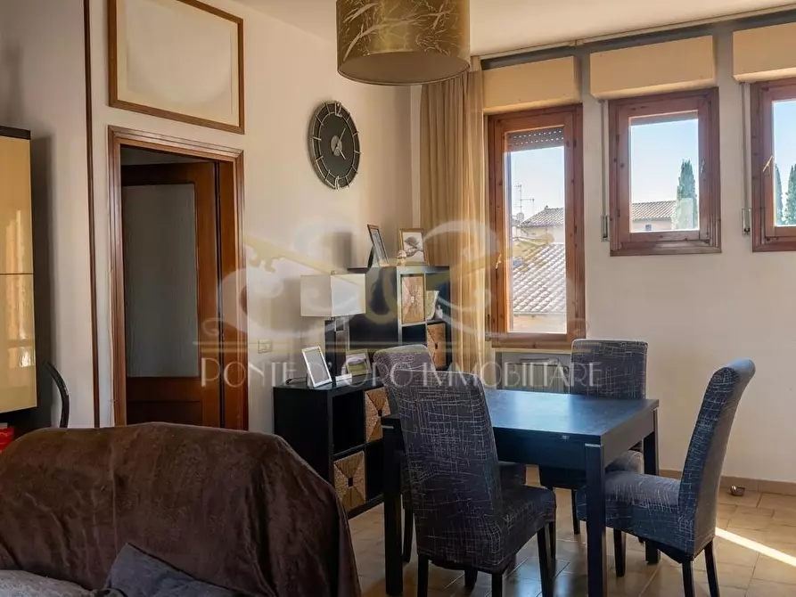 Immagine 1 di Appartamento in vendita  a Vecchiano