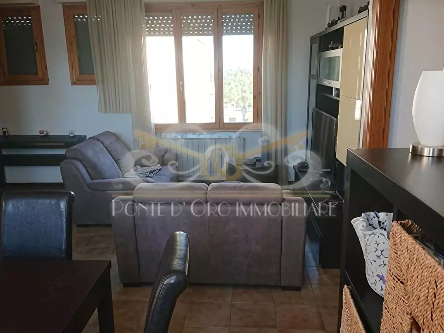 Immagine 8 di Appartamento in vendita  a Vecchiano