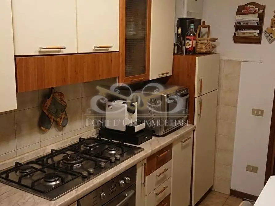 Immagine 14 di Appartamento in vendita  a Vecchiano