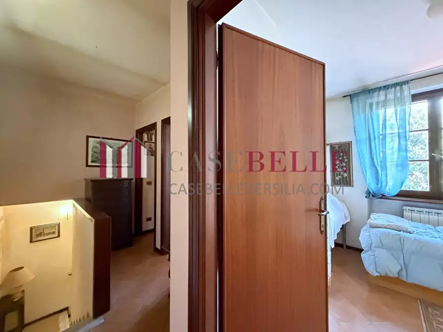 Immagine 22 di Casa bifamiliare in vendita  a Camaiore