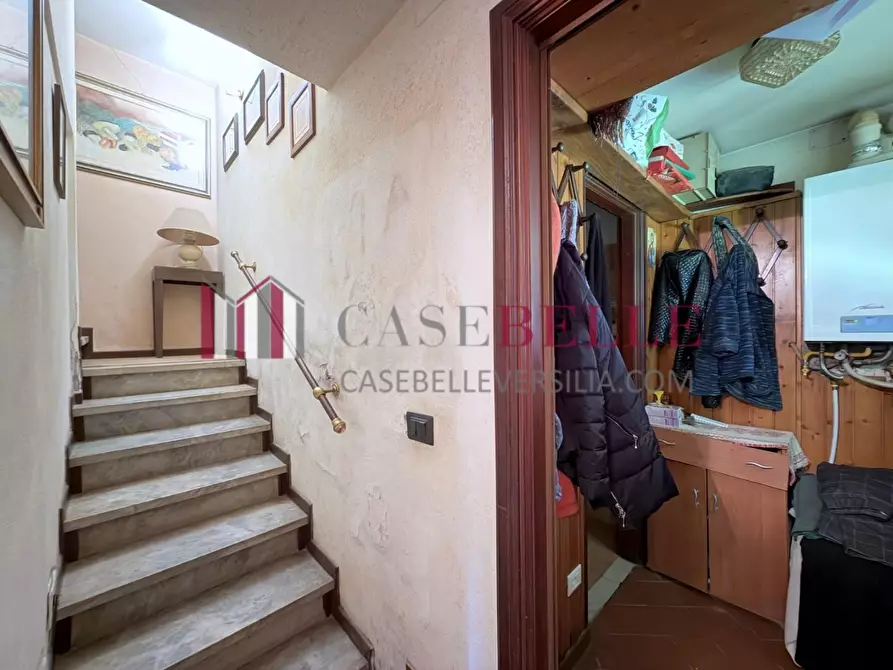 Immagine 11 di Casa bifamiliare in vendita  a Camaiore