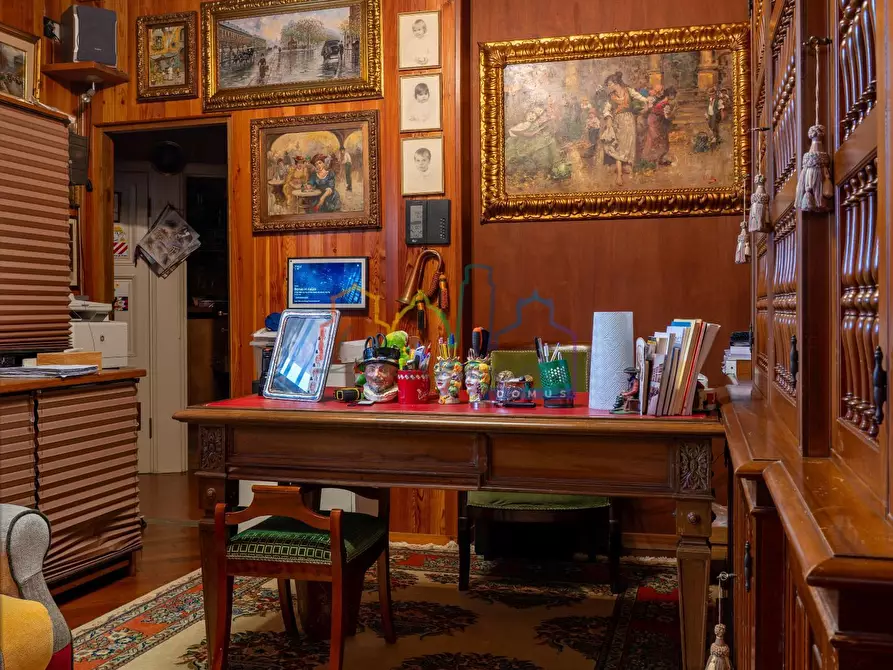 Immagine 53 di Villa in vendita  a Livorno