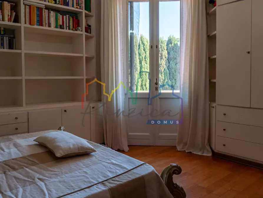 Immagine 45 di Villa in vendita  a Livorno