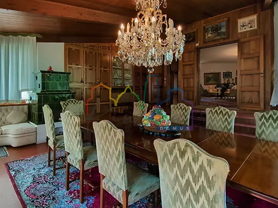 Immagine 13 di Villa in vendita  a Livorno