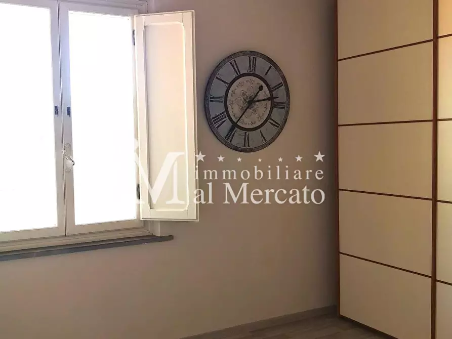 Immagine 9 di Appartamento in vendita  a Lucca