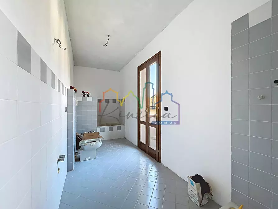 Immagine 11 di Casa indipendente in vendita  a San Giuliano Terme