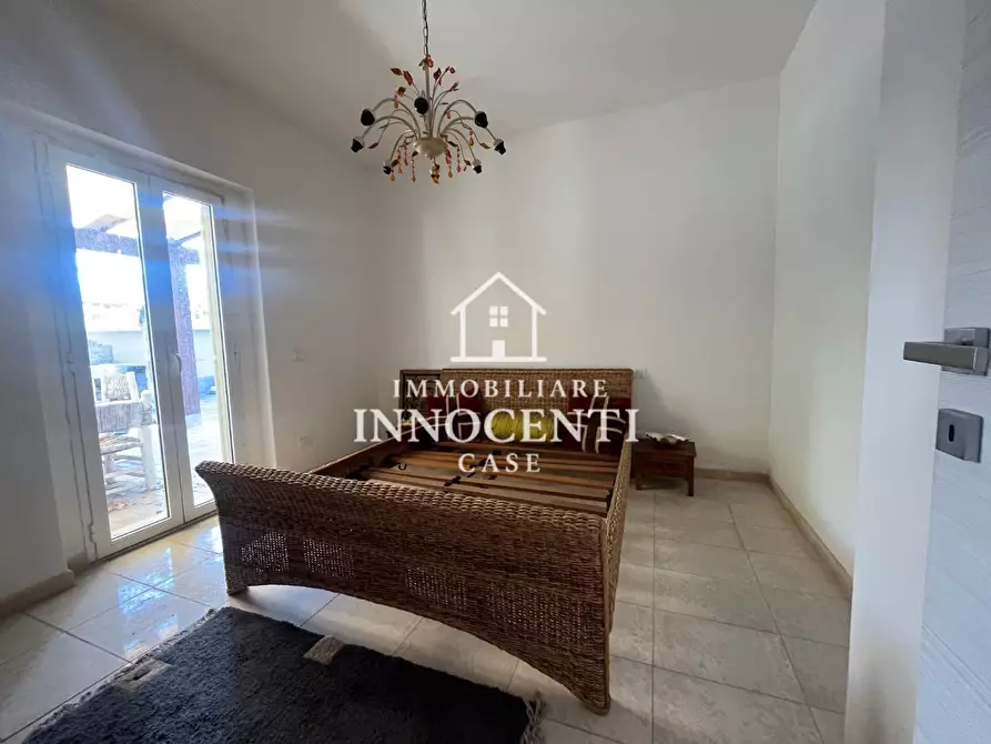 Immagine 14 di Casa indipendente in vendita  a Massa