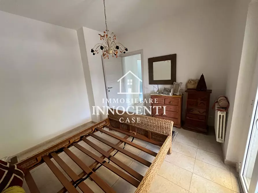 Immagine 15 di Casa indipendente in vendita  a Massa