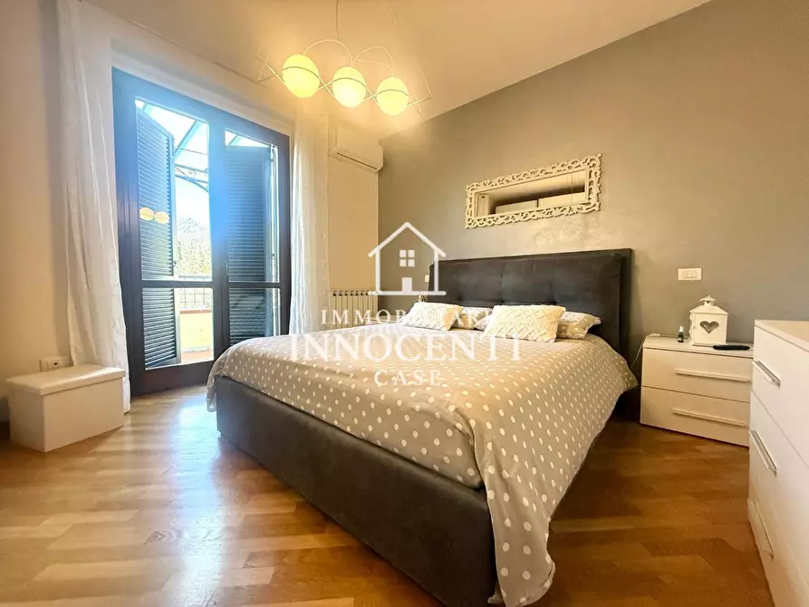 Immagine 27 di Villetta a schiera in vendita  a Massa