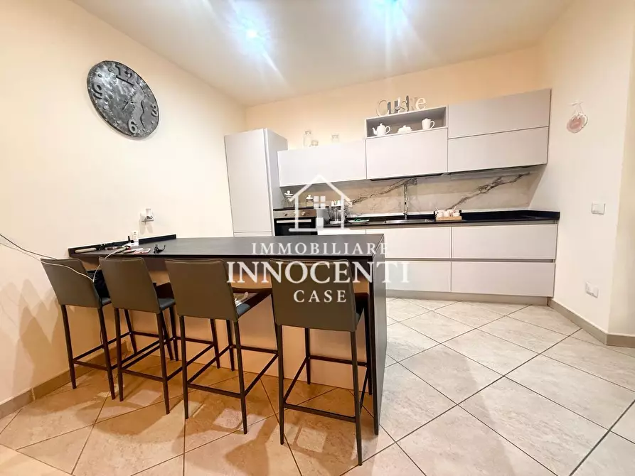 Immagine 18 di Villetta a schiera in vendita  a Massa