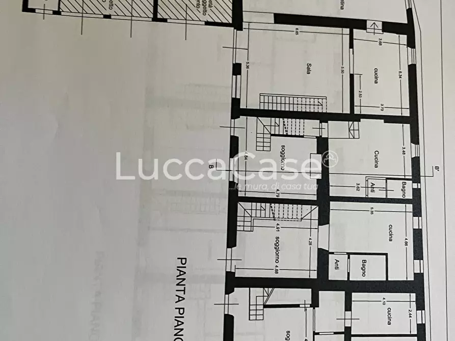 Immagine 7 di Casa colonica in vendita  a Lucca