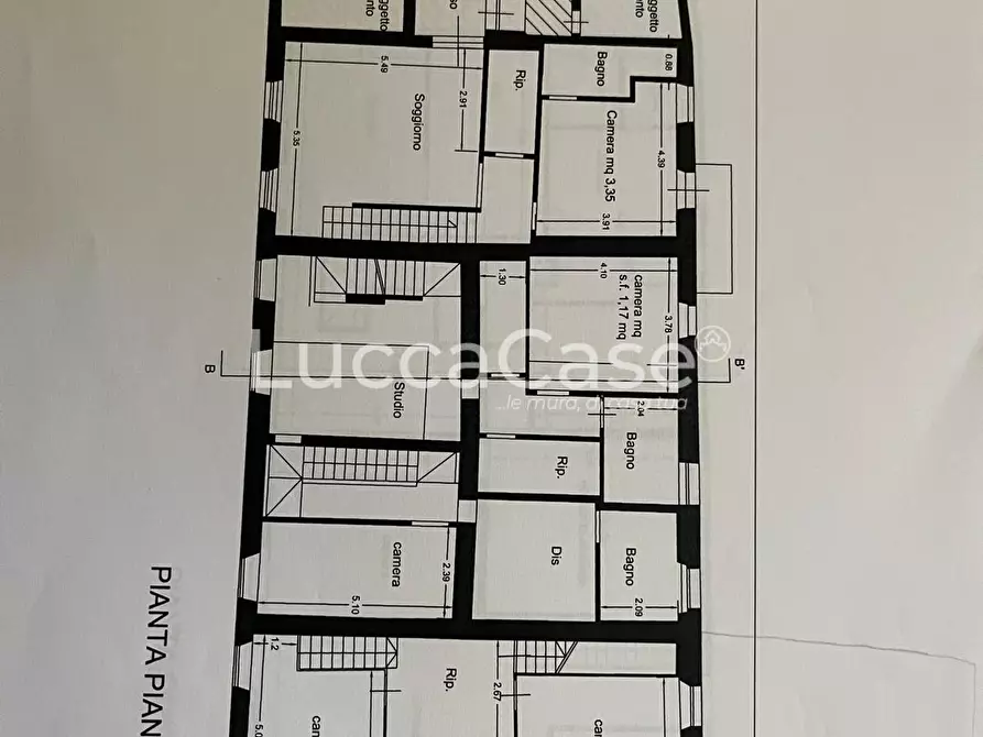 Immagine 6 di Casa colonica in vendita  a Lucca