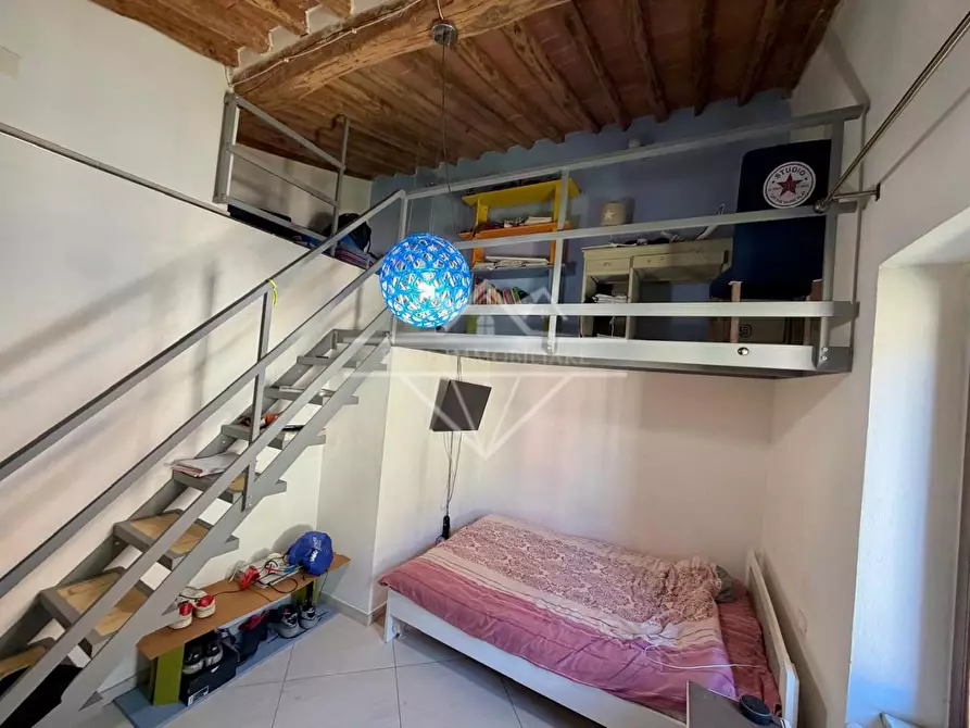 Immagine 8 di Appartamento in vendita  a Carrara