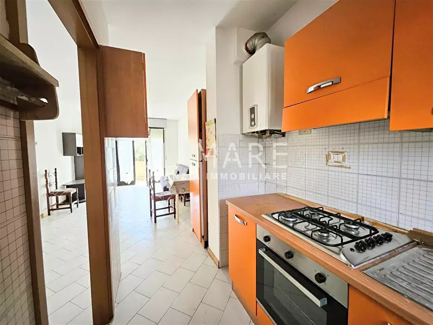 Immagine 6 di Appartamento in vendita  a Massa