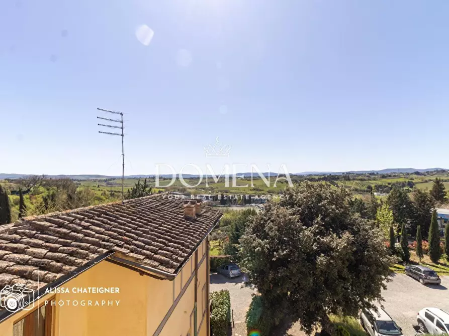 Immagine 18 di Appartamento in vendita  a Siena