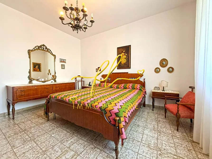 Immagine 13 di Appartamento in vendita  a Cecina