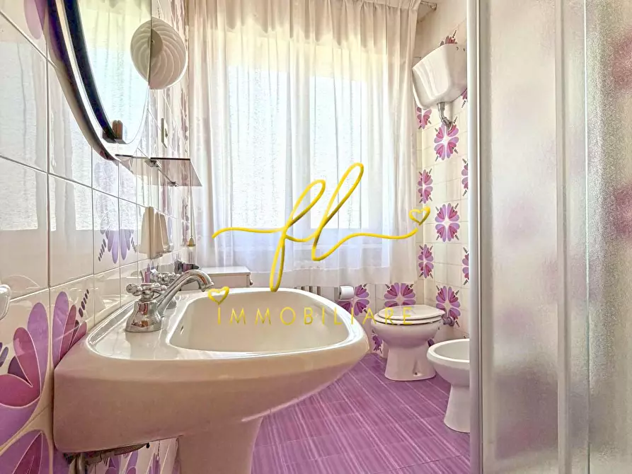 Immagine 22 di Appartamento in vendita  a Cecina