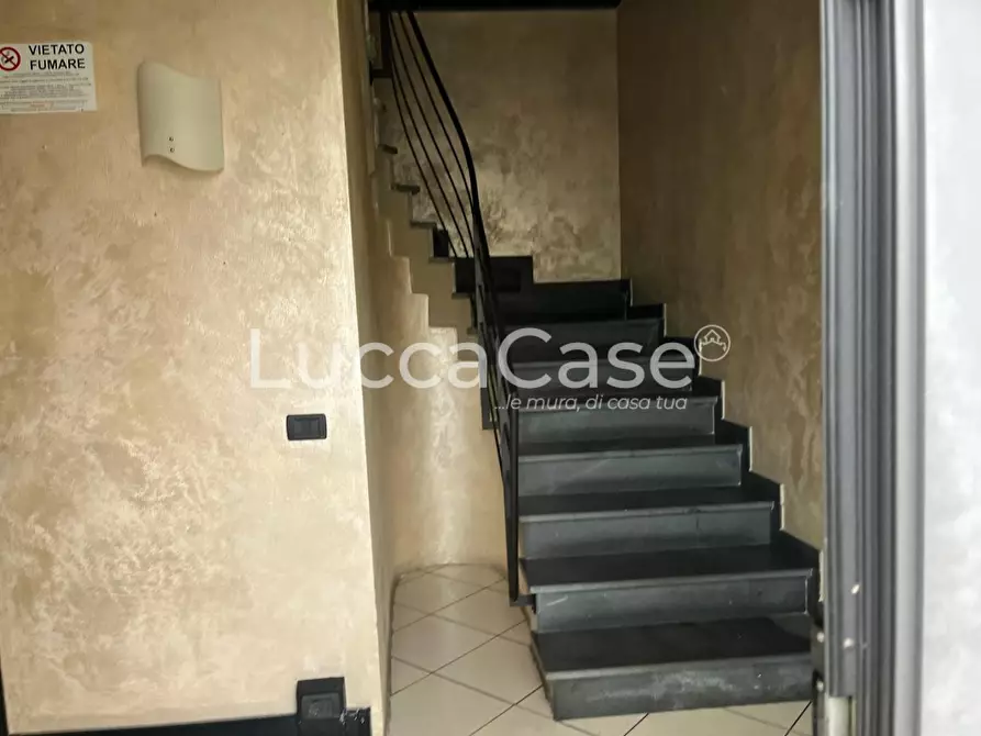 Immagine 3 di Attività artigianale in vendita  a Lucca