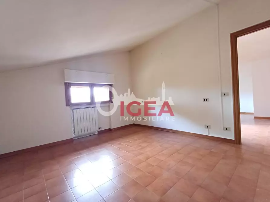 Immagine 25 di Mansarda in vendita  a Siena