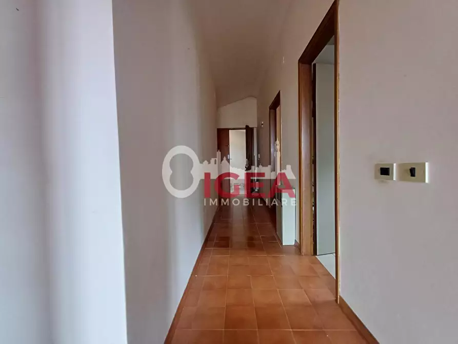 Immagine 18 di Mansarda in vendita  a Siena