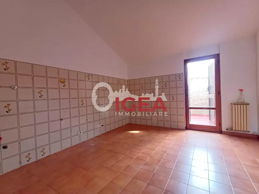 Immagine 12 di Mansarda in vendita  a Siena