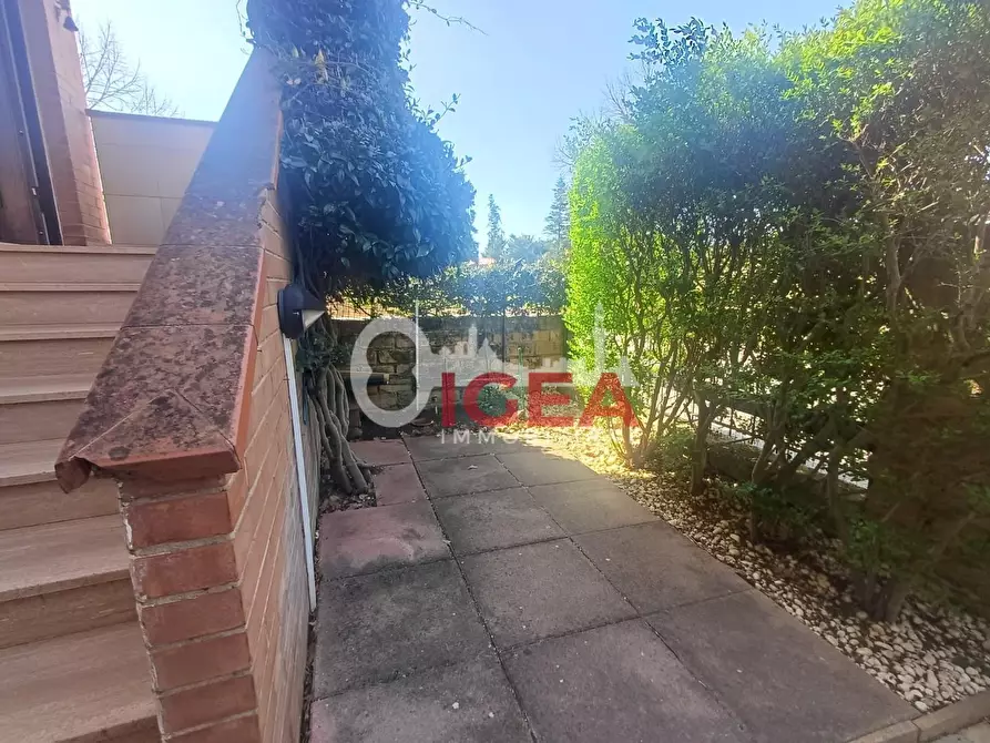 Immagine 5 di Appartamento in vendita  a Colle Di Val D'elsa