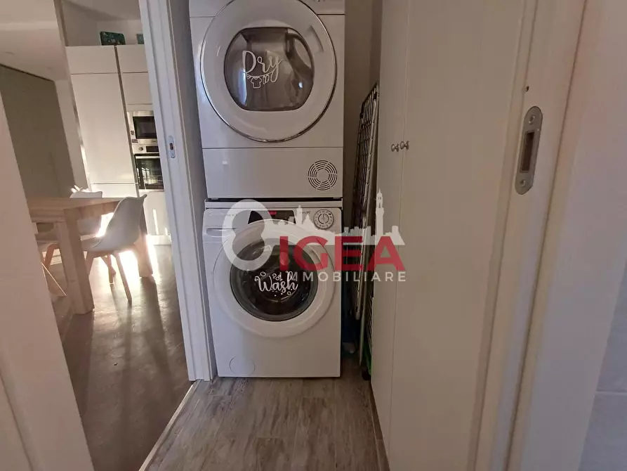 Immagine 10 di Appartamento in vendita  a Siena