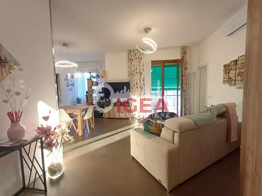 Immagine 6 di Appartamento in vendita  a Siena
