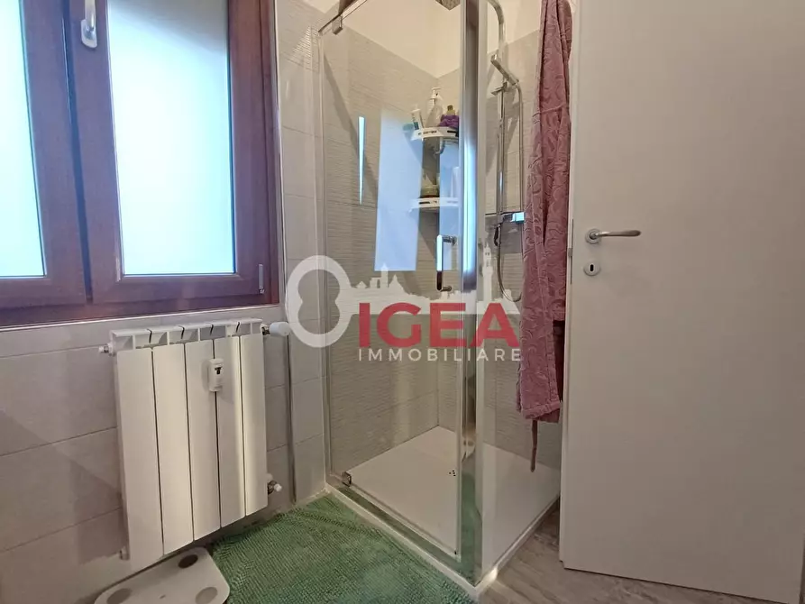Immagine 13 di Appartamento in vendita  a Siena
