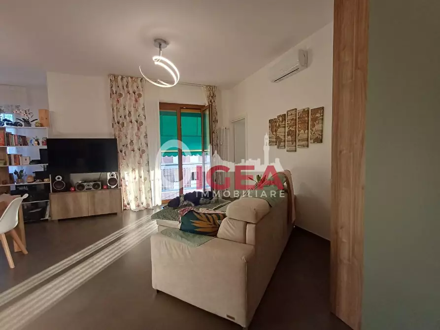 Immagine 7 di Appartamento in vendita  a Siena