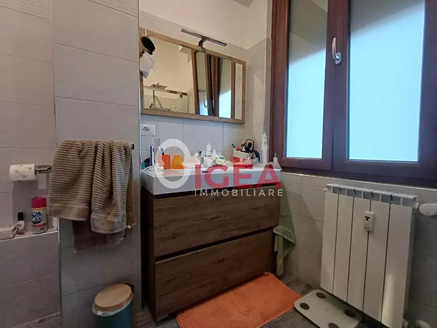 Immagine 12 di Appartamento in vendita  a Siena
