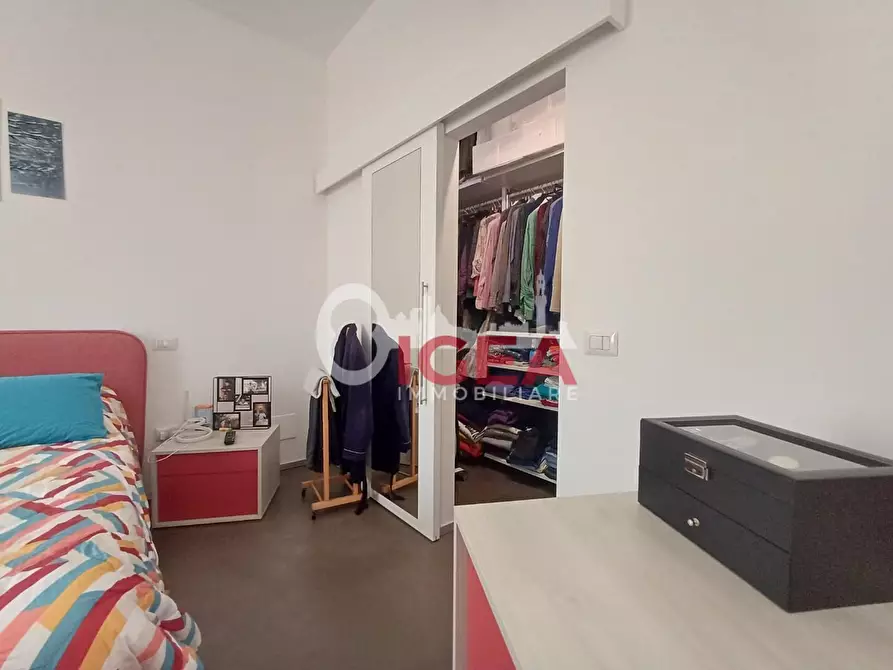 Immagine 15 di Appartamento in vendita  a Siena