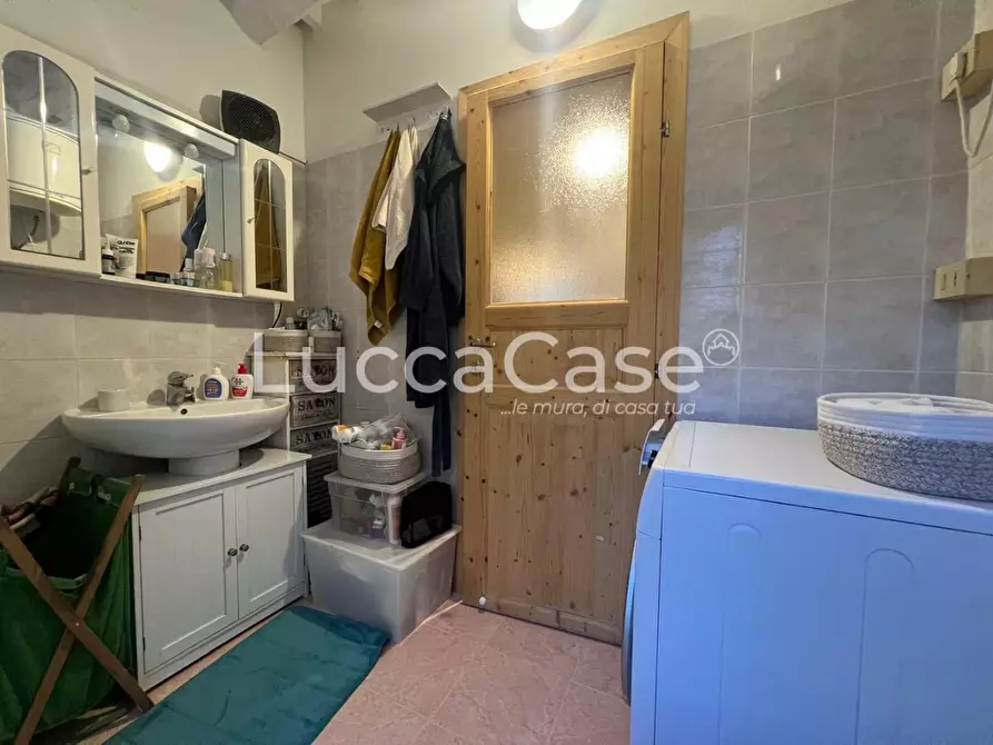 Immagine 12 di Terratetto in vendita  a Lucca