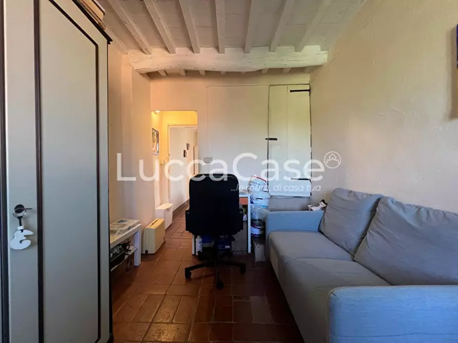 Immagine 15 di Terratetto in vendita  a Lucca