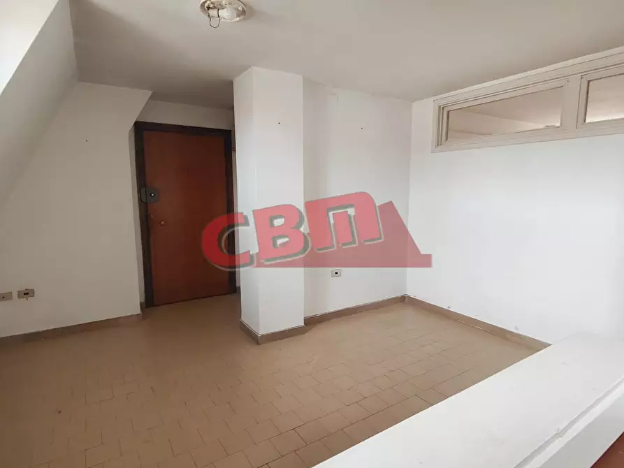 Immagine 1 di Ufficio in vendita  a Livorno