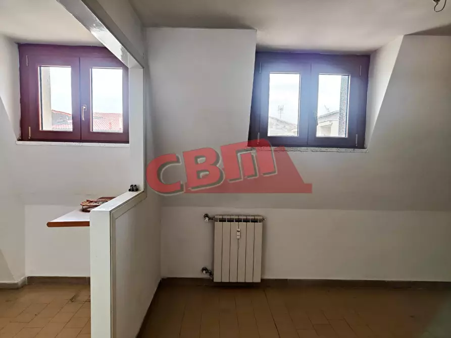 Immagine 4 di Ufficio in vendita  a Livorno