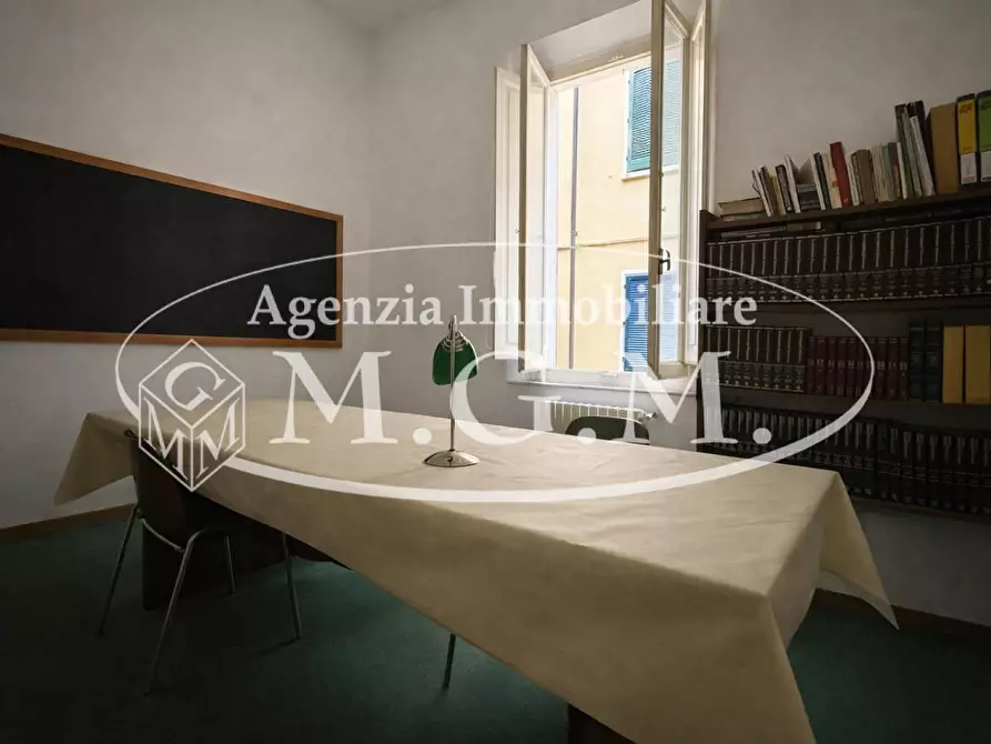 Immagine 11 di Appartamento in vendita  a Pontedera