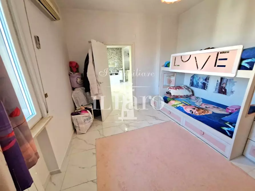 Immagine 12 di Appartamento in vendita  a Campi Bisenzio