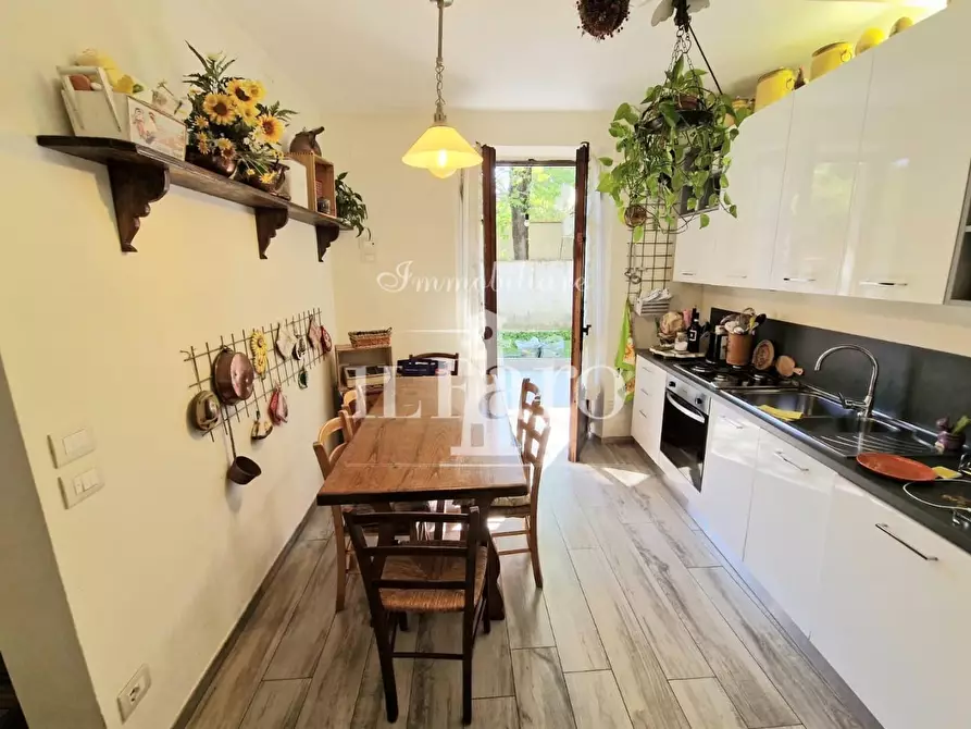 Immagine 5 di Appartamento in vendita  a Firenze