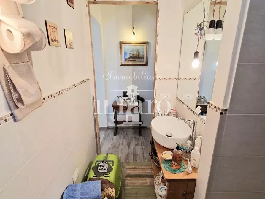 Immagine 19 di Appartamento in vendita  a Firenze