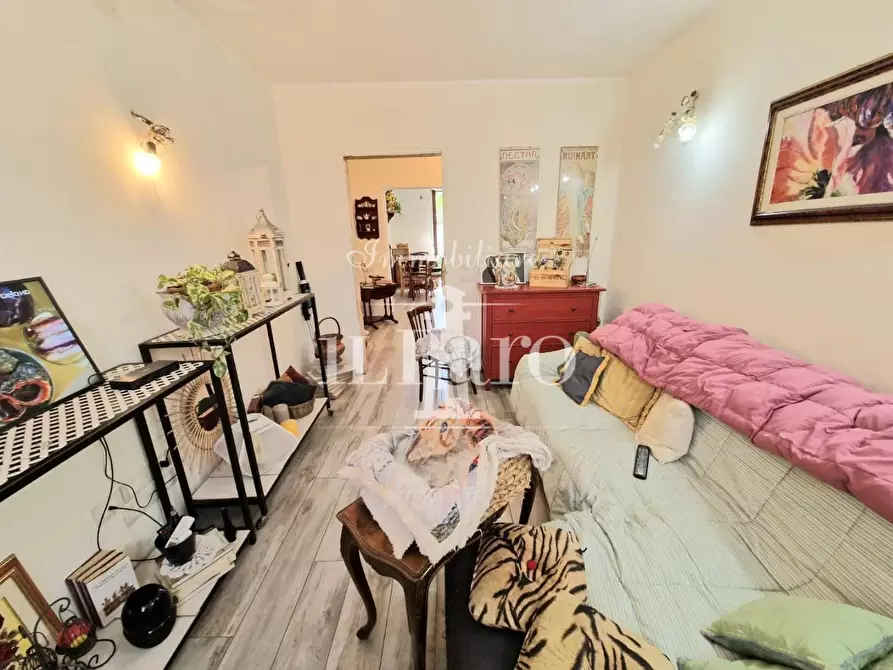 Immagine 11 di Appartamento in vendita  a Firenze