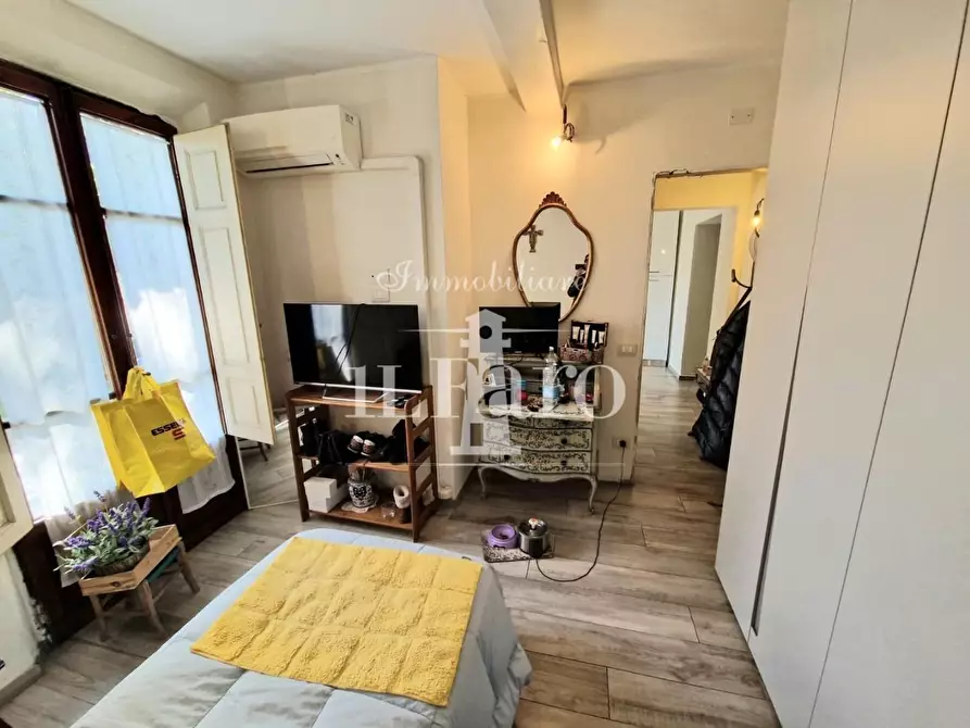 Immagine 18 di Appartamento in vendita  a Firenze