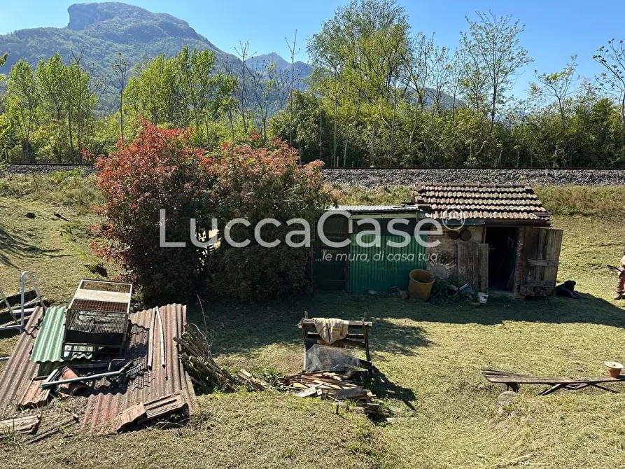 Immagine 38 di Terratetto in vendita  a Barga