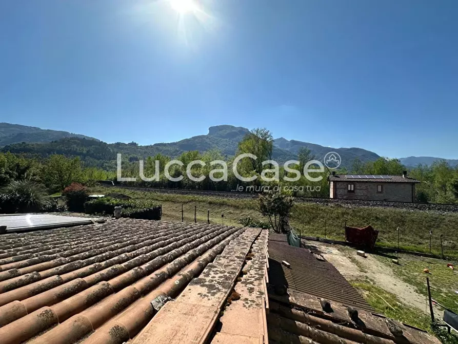 Immagine 17 di Terratetto in vendita  a Barga